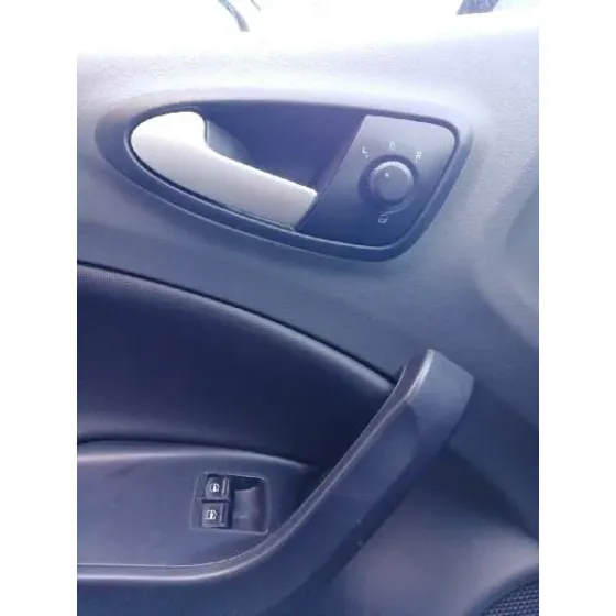 SEAT IBIZA SC (6J1) '2011 1.4 16V NEGRO