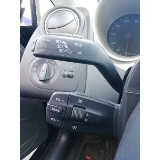 SEAT IBIZA SC (6J1) '2011 1.4 16V NEGRO
