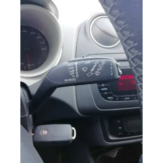SEAT IBIZA SC (6J1) '2011 1.4 16V NEGRO