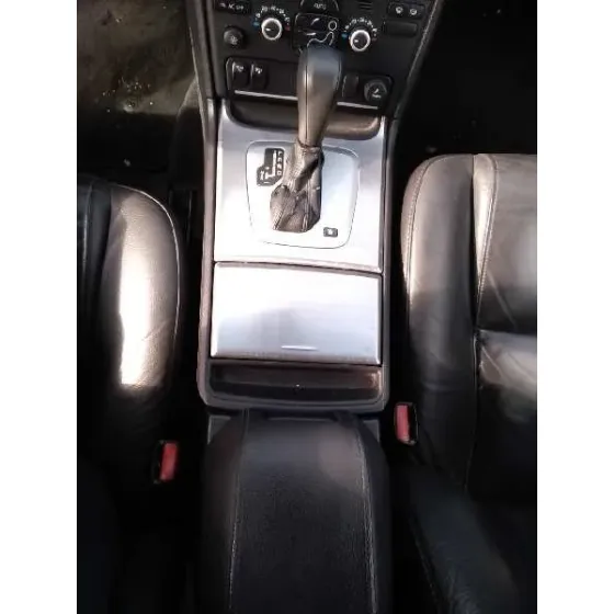 VOLVO XC90 '2006 D5 EXECUTIVE (7 ASIENTOS) (136KW) VERDE