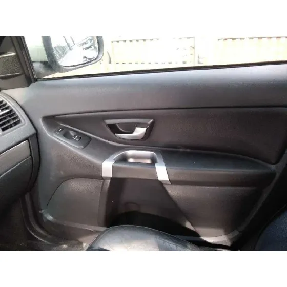 VOLVO XC90 '2006 D5 EXECUTIVE (7 ASIENTOS) (136KW) VERDE