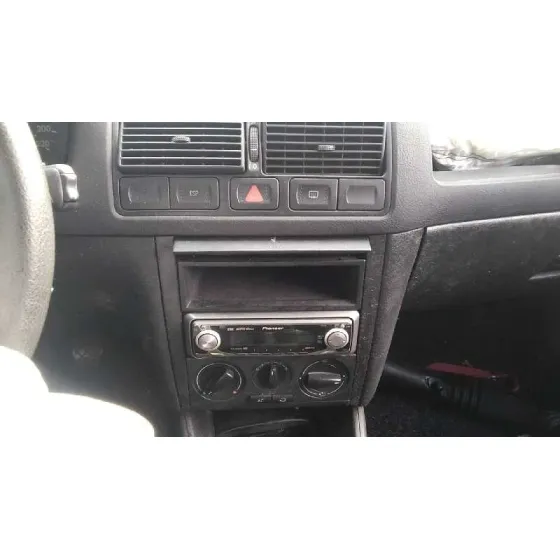 VOLKSWAGEN GOLF IV BERLINA (1J1) '2003 SPIRIT GRIS