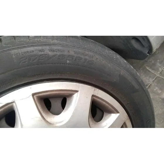 VOLKSWAGEN GOLF IV BERLINA (1J1) '2003 SPIRIT GRIS