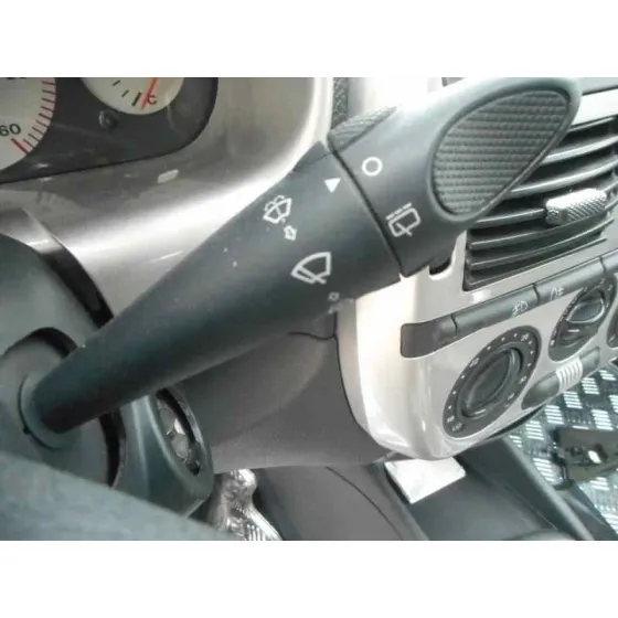 FIAT BRAVO (182) '2001 JTD 100 SPORT PLATA