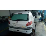 PEUGEOT 206 BERLINA PEUGEOT 206 BERLINA '2004 * BLANCO 1998