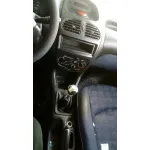 PEUGEOT 206 BERLINA PEUGEOT 206 BERLINA '2004 * BLANCO 1998