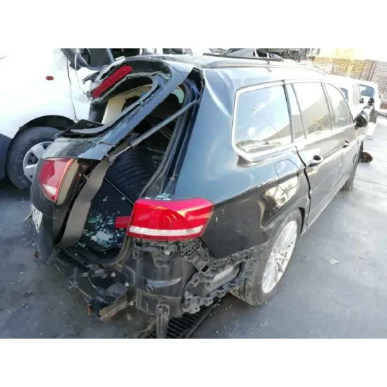 VOLKSWAGEN PASSAT VARIANT (3G5) '2015 ADVANCE BMT NEGRO