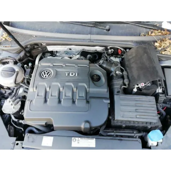 VOLKSWAGEN PASSAT VARIANT (3G5) '2015 ADVANCE BMT NEGRO
