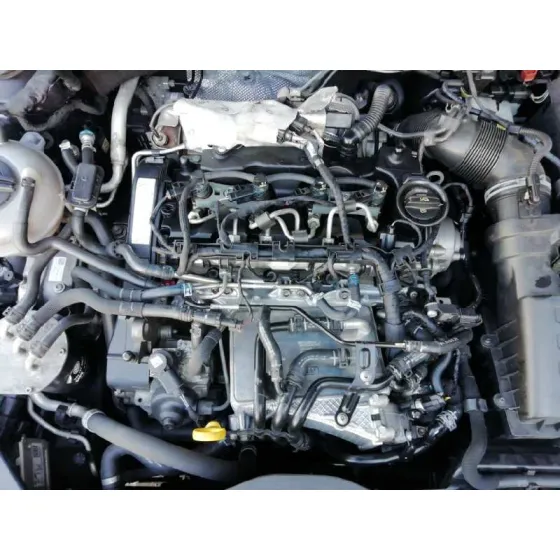 VOLKSWAGEN PASSAT VARIANT (3G5) '2015 ADVANCE BMT NEGRO
