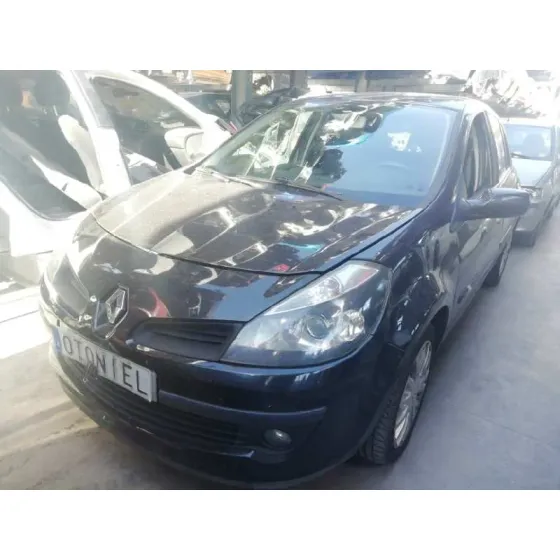 RENAULT CLIO III '2005 1.5 DCI DIESEL CAT (K9K-830) NEGRO