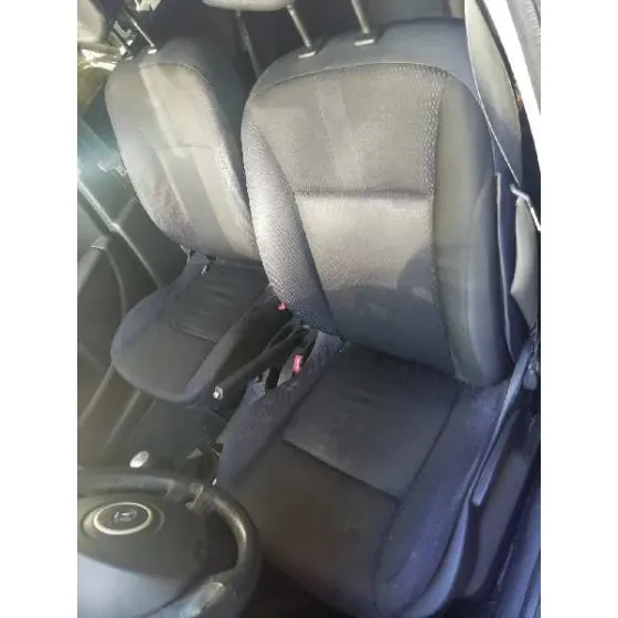 RENAULT CLIO III '2005 1.5 DCI DIESEL CAT (K9K-830) NEGRO