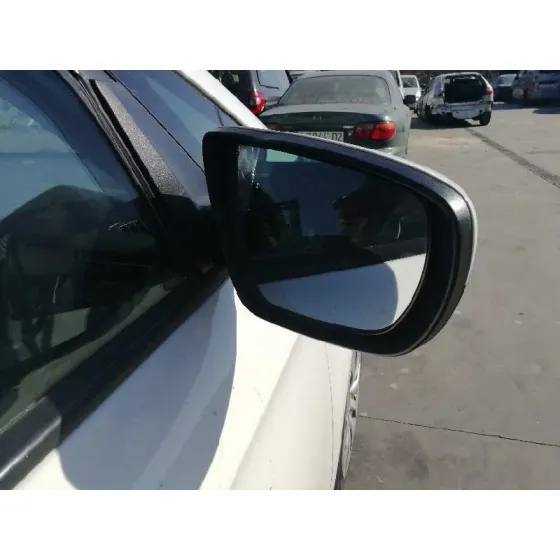 KIA CARENS ( ) '2016 BASIC BLANCO