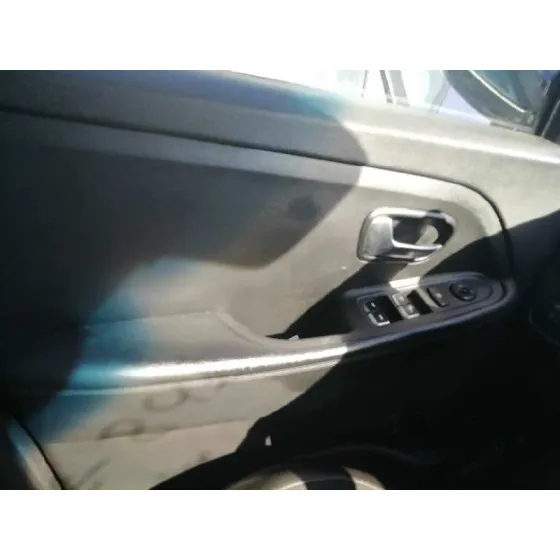 KIA CARENS ( ) '2016 BASIC BLANCO
