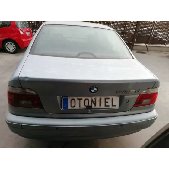 BMW SERIE 5 BERLINA (E39) '2002 2.5 24V TURBODIESEL CAT GRIS AZULADO