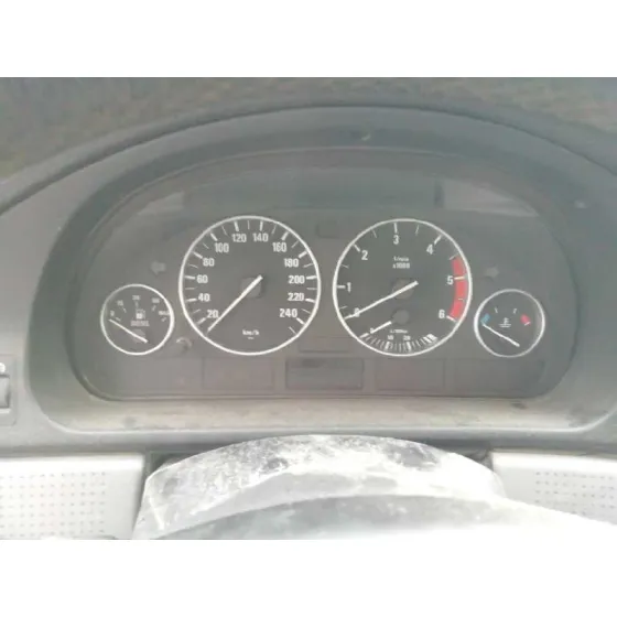 BMW SERIE 5 BERLINA (E39) '2002 2.5 24V TURBODIESEL CAT GRIS AZULADO