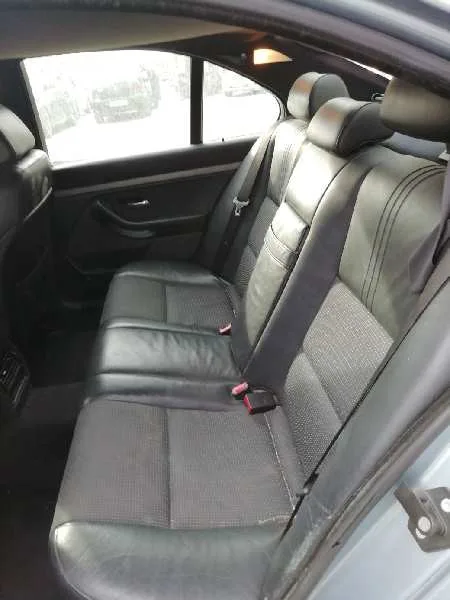 BMW SERIE 5 BERLINA (E39) '2002 2.5 24V TURBODIESEL CAT GRIS AZULADO