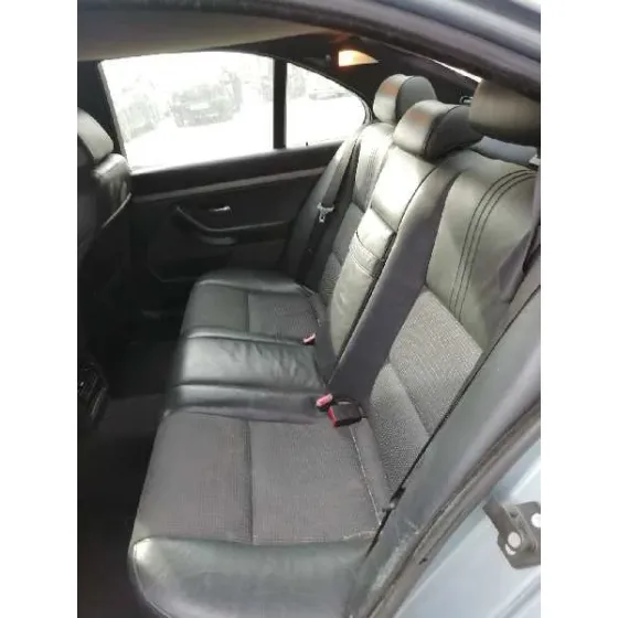 BMW SERIE 5 BERLINA (E39) '2002 2.5 24V TURBODIESEL CAT GRIS AZULADO