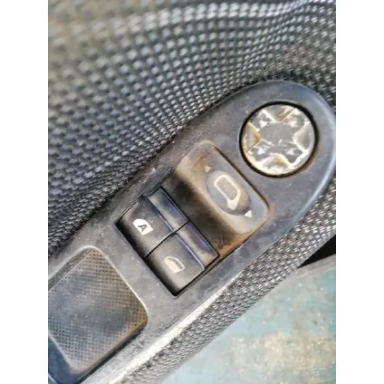 PEUGEOT 207 '2008 XS BLANCO