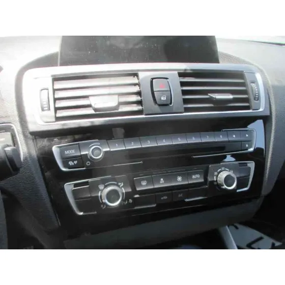 BMW SERIE 1 LIM. 5-TRG. (F20) '2016 116D AZUL METALIZADO