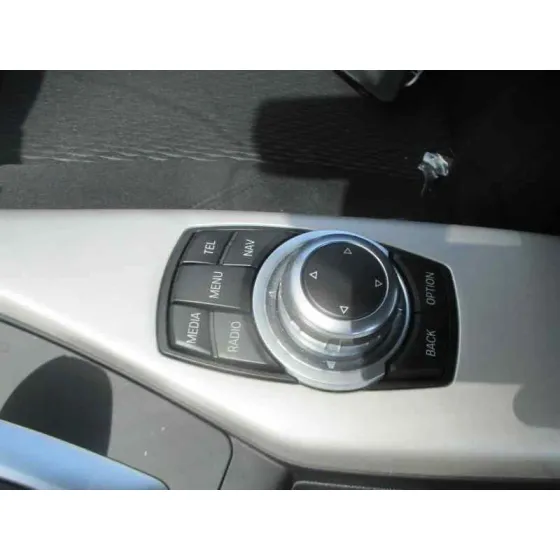 BMW SERIE 1 LIM. 5-TRG. (F20) '2016 116D AZUL METALIZADO