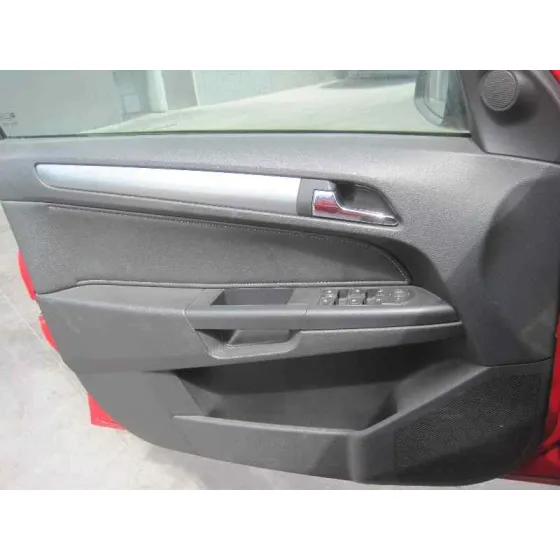 OPEL ASTRA H CARAVAN '2010 COSMO ROJO