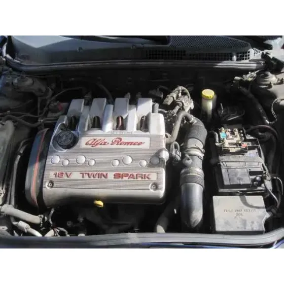 ALFA ROMEO 147 (190) '2002 1.6 T.SPARK ECO DISTINCTIVE MORADO