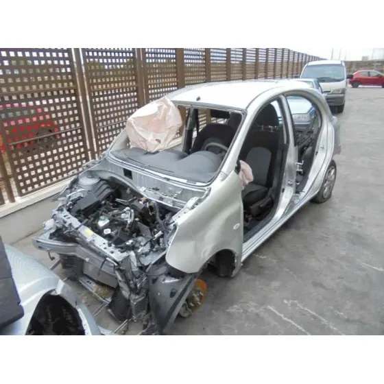 NISSAN MICRA (K13) '2016 ACENTA GRIS PLATA