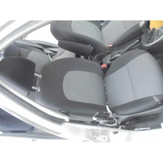 NISSAN MICRA (K13) '2016 ACENTA GRIS PLATA