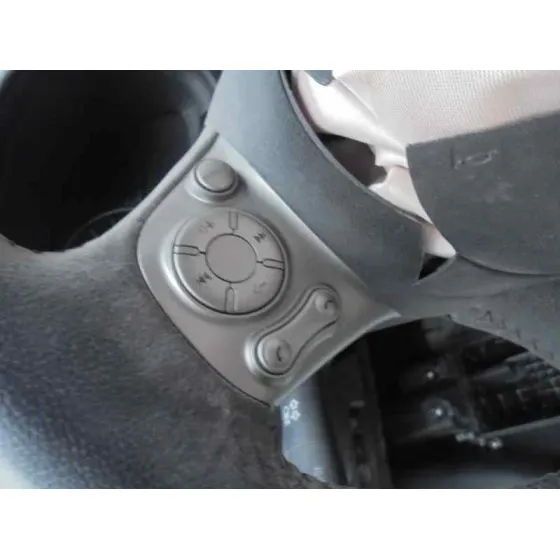 NISSAN MICRA (K13) '2016 ACENTA GRIS PLATA
