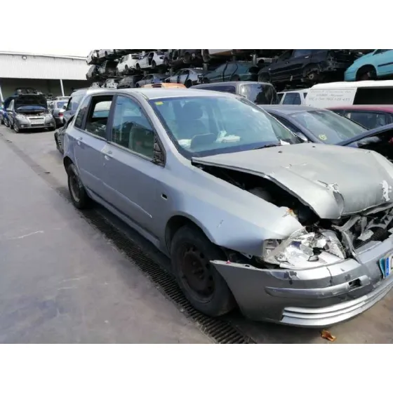 FIAT STILO (192) '2004 1.9 JTD CAT GRIS PLATA