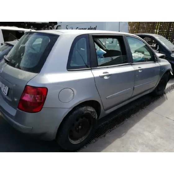 FIAT STILO (192) '2004 1.9 JTD CAT GRIS PLATA