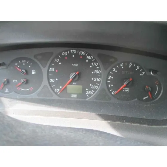 CITROEN C5 BREAK '2003 2.2 HDI FAP CAT (4HX / DW12ED4) GRIS