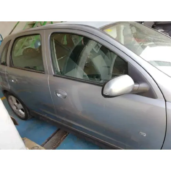 OPEL CORSA C '2004 SRI