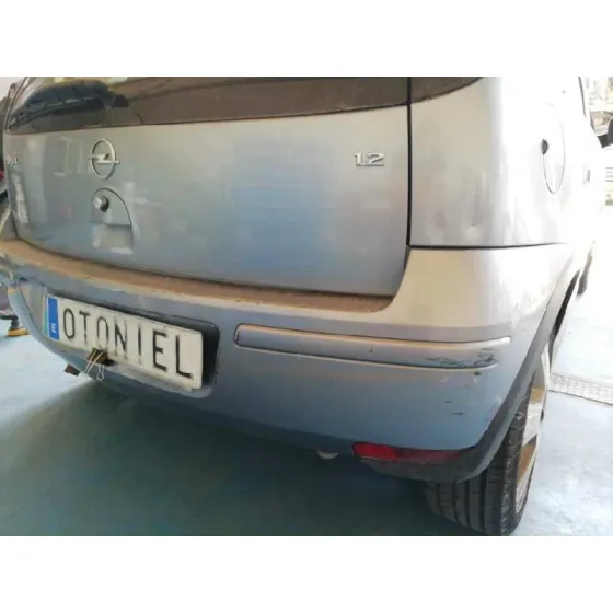 OPEL CORSA C '2004 SRI