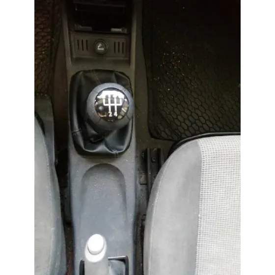 OPEL CORSA C '2004 SRI