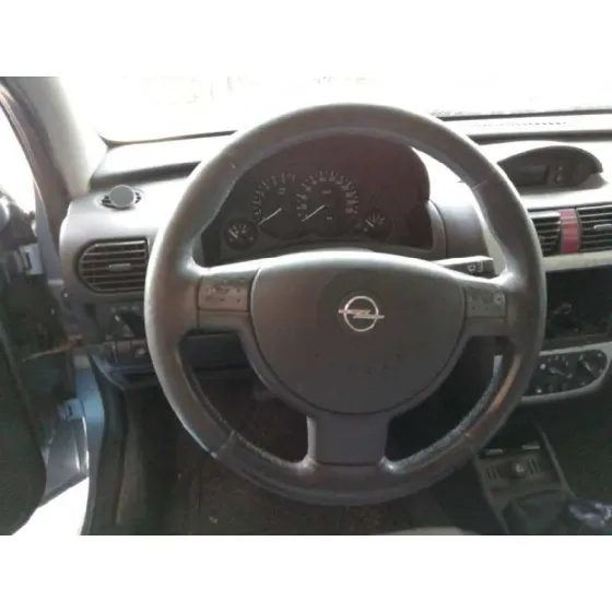 OPEL CORSA C '2004 SRI