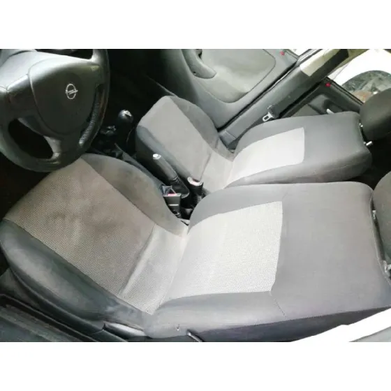OPEL CORSA C '2004 SRI