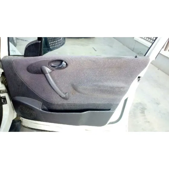 MERCEDES CLASE A (W168) '2001 160 CDI (168.007) BLANCO