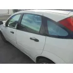FORD FOCUS BERLINA (CAK) '2004 GHIA BLANCO