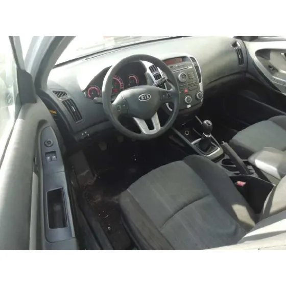 KIA PRO_CEE'D '2011 DRIVE BLANCO