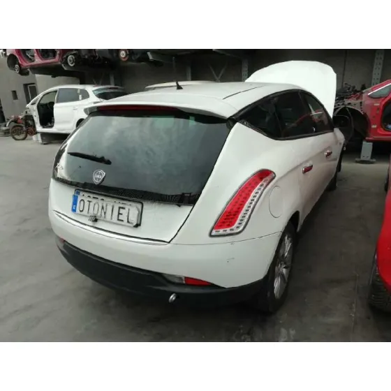 LANCIA DELTA (181) '2013 GOLD BLANCO