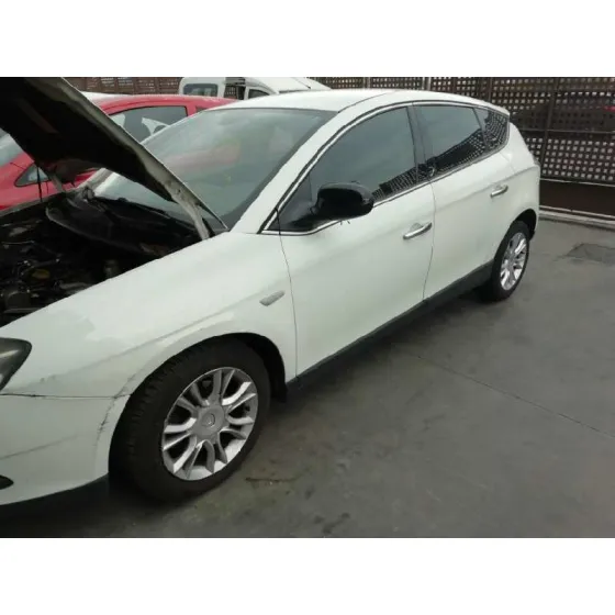 LANCIA DELTA (181) '2013 GOLD BLANCO