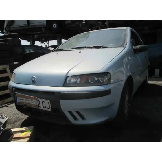 FIAT PUNTO BERLINA (188) 2002 1.9 D (I) AZUL