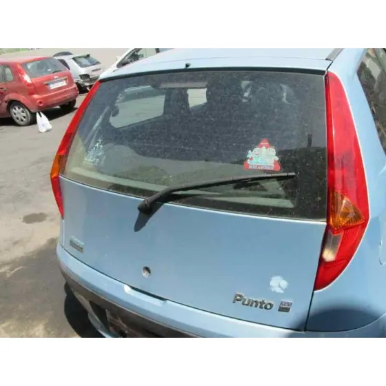 FIAT PUNTO BERLINA (188) 2002 1.9 D (I) AZUL