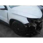 VOLKSWAGEN TIGUAN (5N2) VOLKSWAGEN TIGUAN (5N2) '2015 ADVANCE BLUEMOTION BLANCO 2011