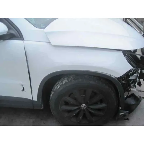 VOLKSWAGEN TIGUAN (5N2) '2015 ADVANCE BLUEMOTION BLANCO