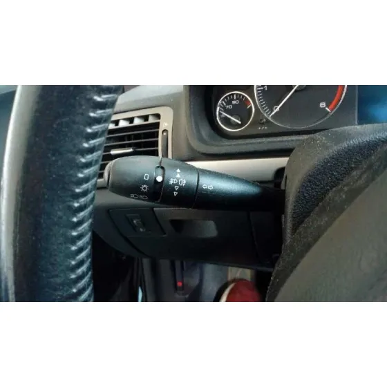 PEUGEOT 407 '2005 1.6 HDI FAP CAT (9HZ / DV6TED4) NEGRO