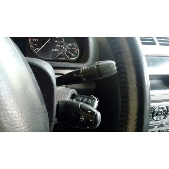 PEUGEOT 407 '2005 1.6 HDI FAP CAT (9HZ / DV6TED4) NEGRO