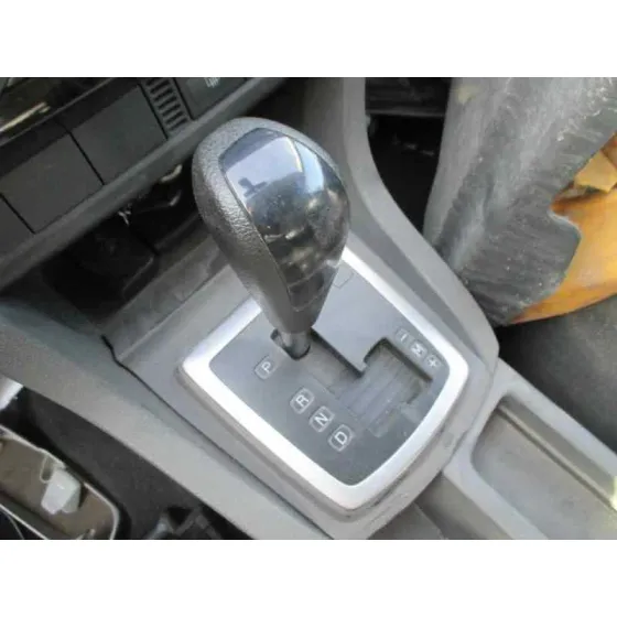 FORD FOCUS BERLINA (CAP) '2006 AMBIENTE (D) NEGRO