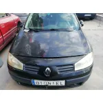 RENAULT MEGANE II BERLINA 5P RENAULT MEGANE II BERLINA 5P '2005 AUTHENTIQUE NEGRO 2002